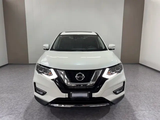 Nissan X-Trail — Фото автомобиля 2