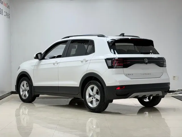 Volkswagen T-Cross — Фото автомобиля 6