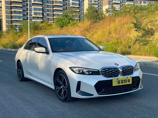 BMW 3 Series — Фото автомобиля 3