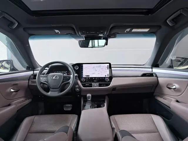 Lexus ES — Фото автомобиля 13