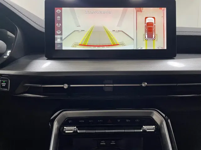 Wuling Asta — Фото автомобиля 5