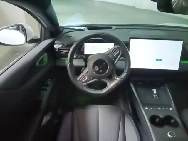 BYD Seal 06 — Фото автомобиля 10