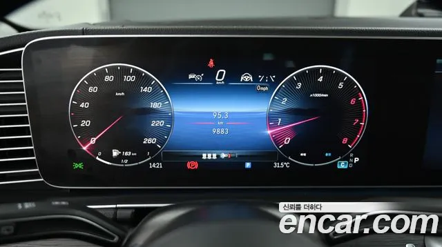 Mercedes-Benz GLE-Class — Фото автомобиля 8