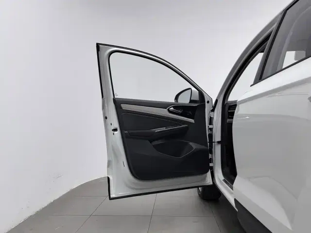 Jetta VS5 — Фото автомобиля 8