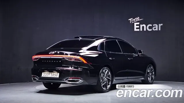 Hyundai Grandeur Новый Grandeur IG — Фото автомобиля 2