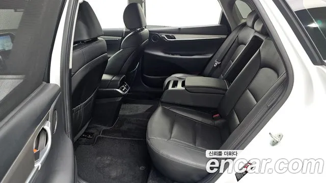 Hyundai Grandeur Новый Grandeur IG — Фото автомобиля 24