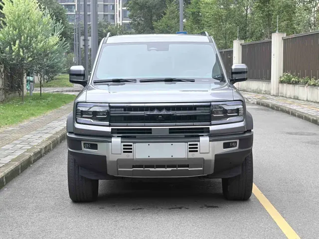 BYD FangChengBao Leopard 5 — Фото автомобиля 2