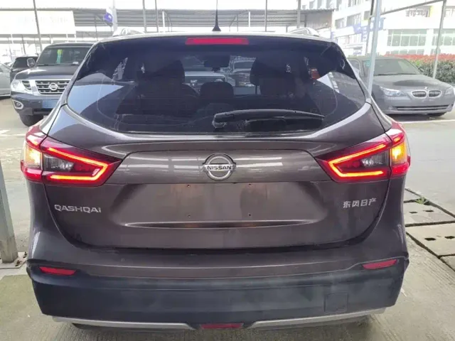 Nissan Qashqai — Фото автомобиля 5