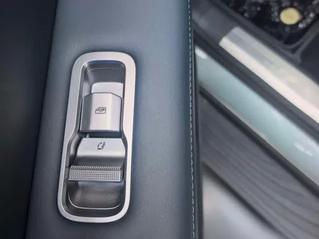 BYD FangChengBao Titanium 7 — Фото автомобиля 16