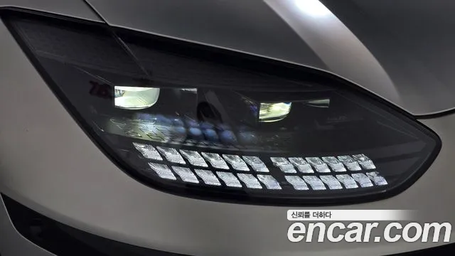 Hyundai Ioniq 6 — Фото автомобиля 21