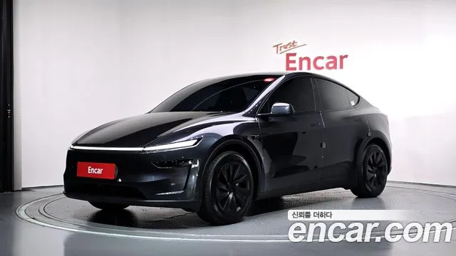 Фотография автомобиля — Tesla Model Y