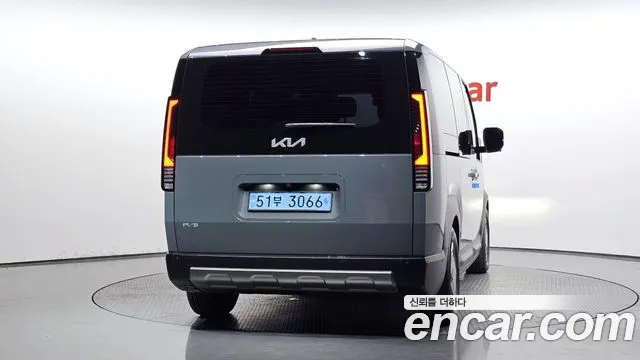 Kia PV5 — Фото автомобиля 4