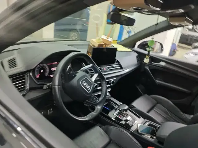 Audi Audi Q5L 2024 Model 40 TFSI Luxury Dynamic — Фото автомобиля 3
