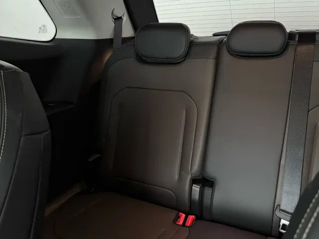 Ford Edge — Фото автомобиля 19