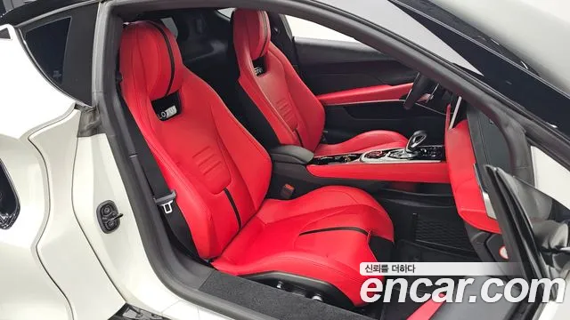 Lotus Emira — Фото автомобиля 26