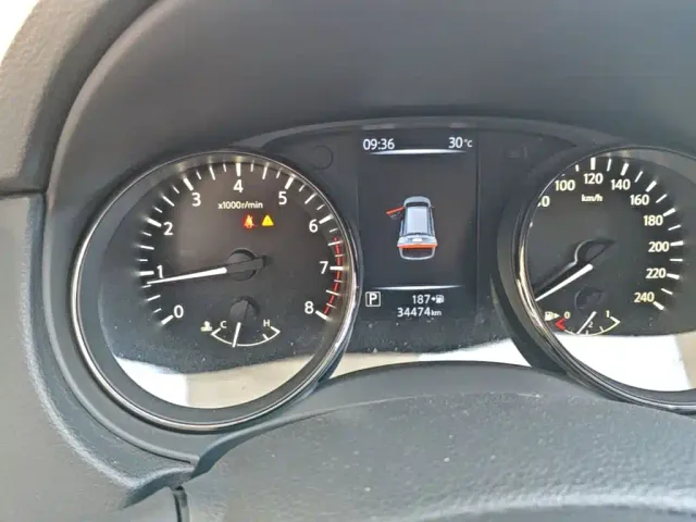 Nissan X-Trail — Фото автомобиля 11