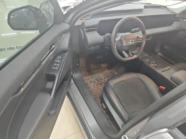 Ford Mondeo — Фото автомобиля 12