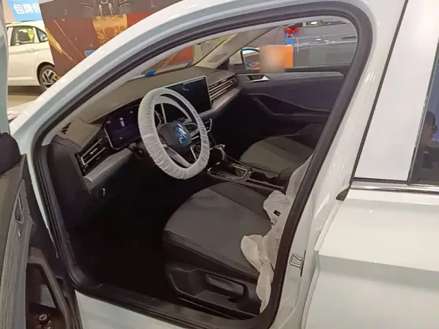 Volkswagen Sagitar — Фото автомобиля 14