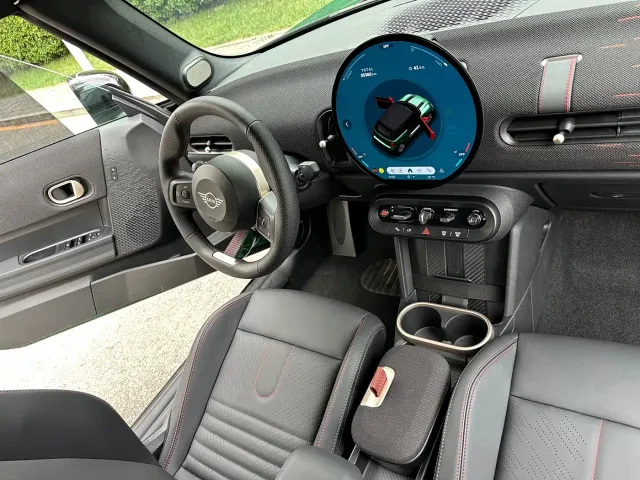 MINI Hatch — Фото автомобиля 13