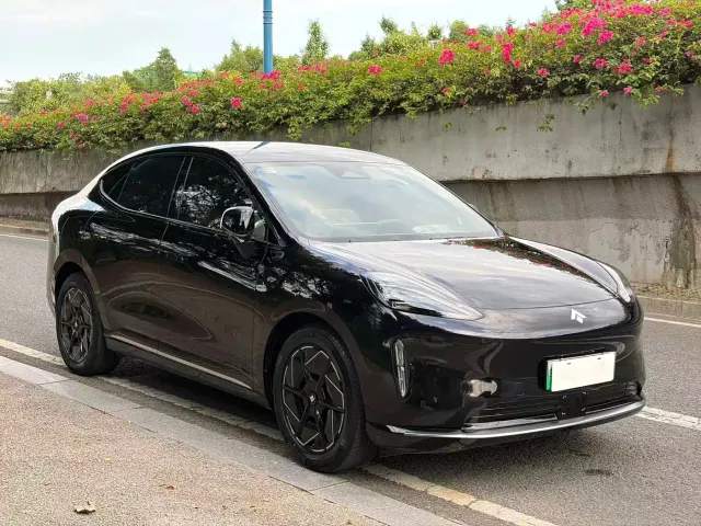 GAC Hyptec HT — Фото автомобиля 4
