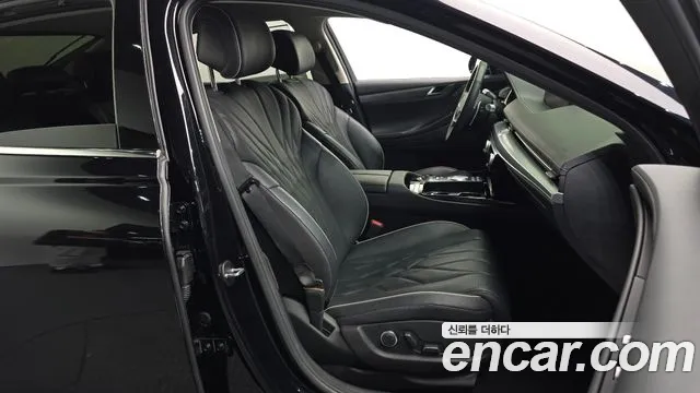 Genesis G80 RG3 — Фото автомобиля 12