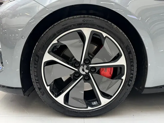 Nio ET5 Touring — Фото автомобиля 17
