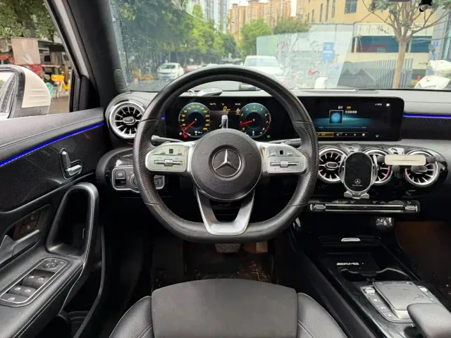 Mercedes-Benz A-Class — Фото автомобиля 14