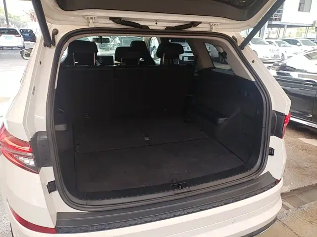 Skoda Kodiaq — Фото автомобиля 18