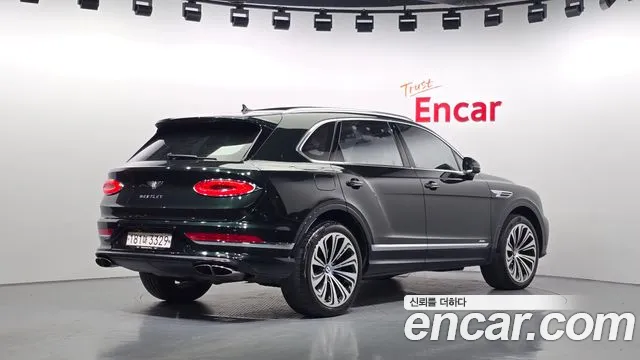 Bentley Bentayga Bentayga 4.0 V8 Azure — Фото автомобиля 2