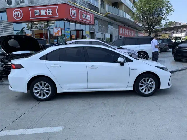 Toyota Corolla — Фото автомобиля 3