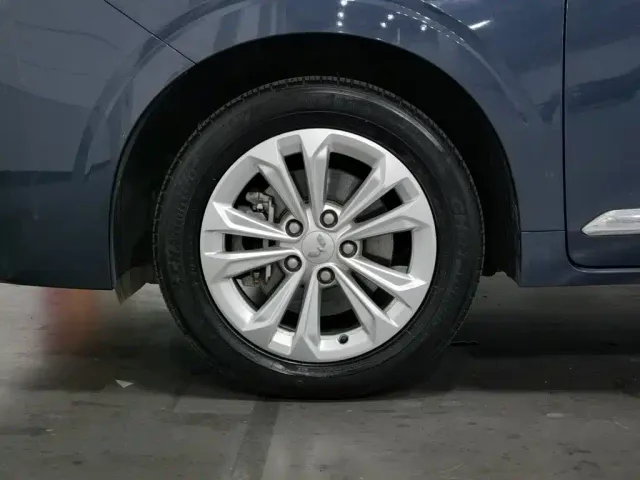 Wuling Jiachen — Фото автомобиля 17
