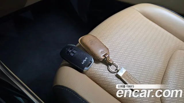 Kia Carnival 4th Gen — Фото автомобиля 15