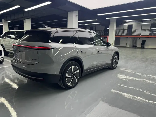 Nio ES6 — Фото автомобиля 17