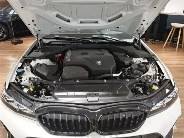 BMW 3 Series — Фото автомобиля 19