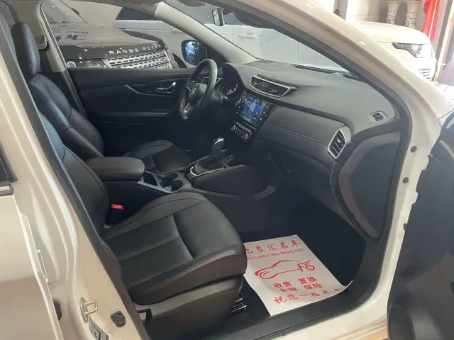 Nissan Qashqai — Фото автомобиля 12