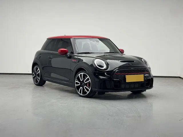MINI John Cooper Works — Фото автомобиля 2