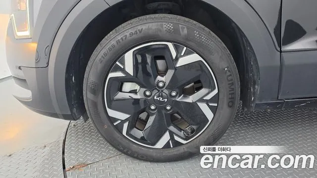 Kia Niro Niro (New) — Фото автомобиля 5