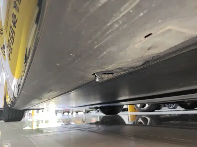 Tesla Model 3 — Фото автомобиля 21