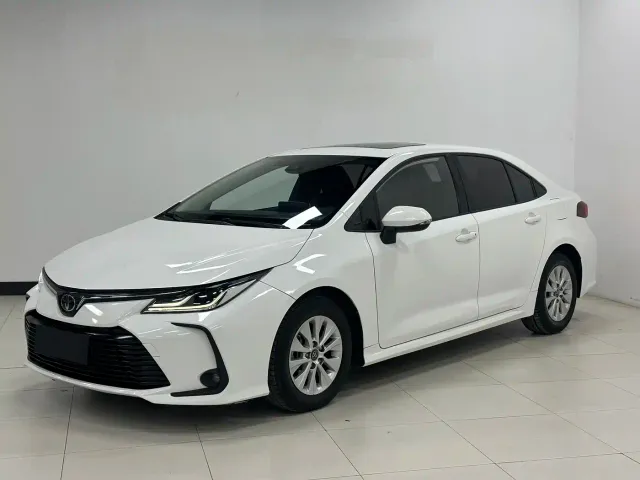 Фотография автомобиля — Toyota Corolla
