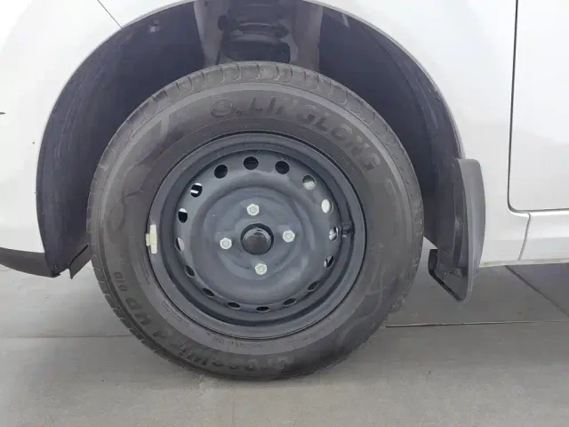 Wuling Hongguang — Фото автомобиля 17