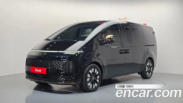Фотография автомобиля — Hyundai Staria