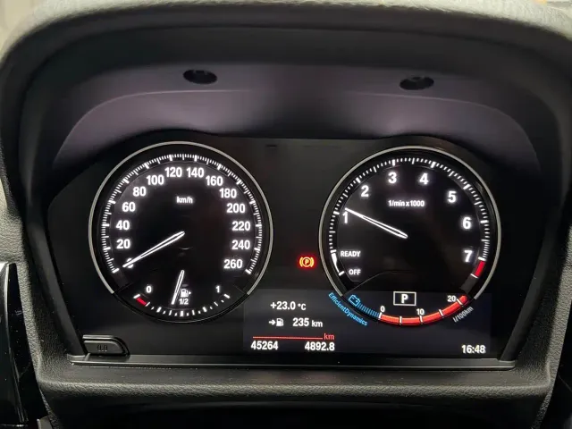 BMW 1 Series — Фото автомобиля 11