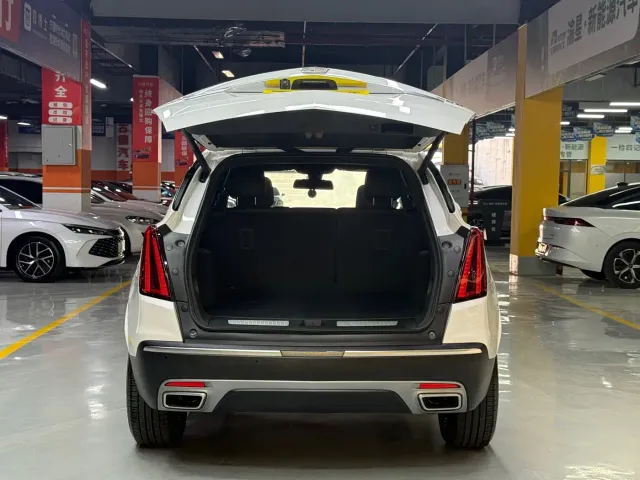 Cadillac XT5 — Фото автомобиля 21