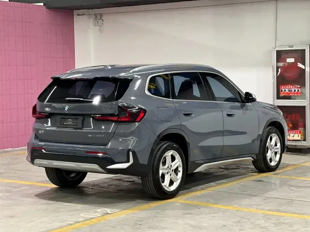 BMW X1 — Фото автомобиля 5