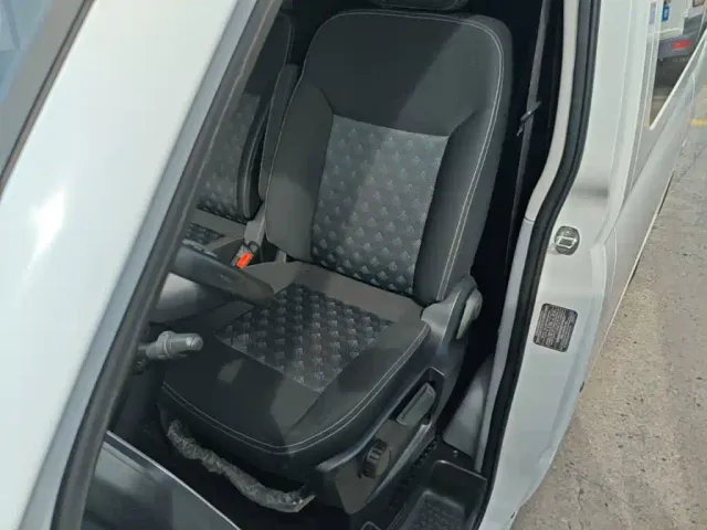 Maxus Xintu V80 — Фото автомобиля 10