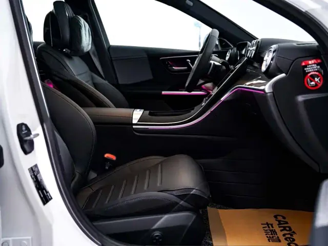 Mercedes-Benz C-Class — Фото автомобиля 19