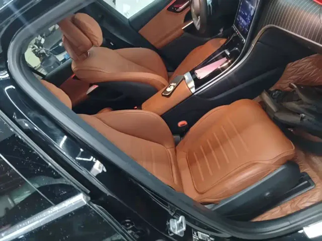 Mercedes-Benz GLC-Class — Фото автомобиля 24