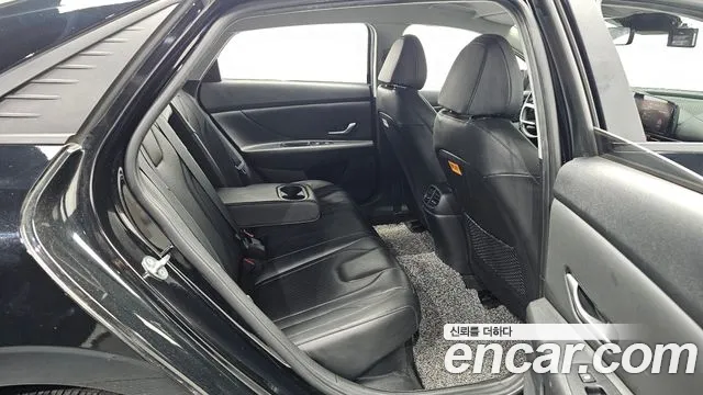 Hyundai Avante CN7 — Фото автомобиля 17