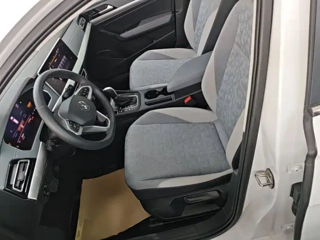 Volkswagen Lavida — Фото автомобиля 14