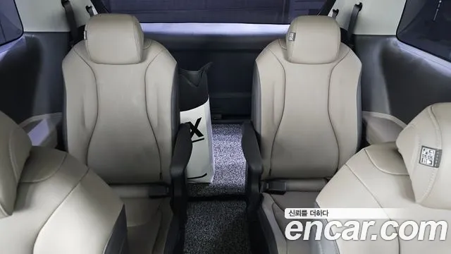 Kia Carnival 4th Gen — Фото автомобиля 17